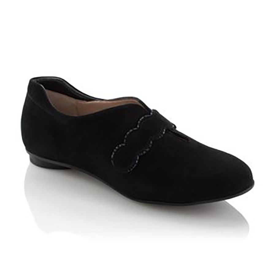 Women heartand | Gwen Black+Suede